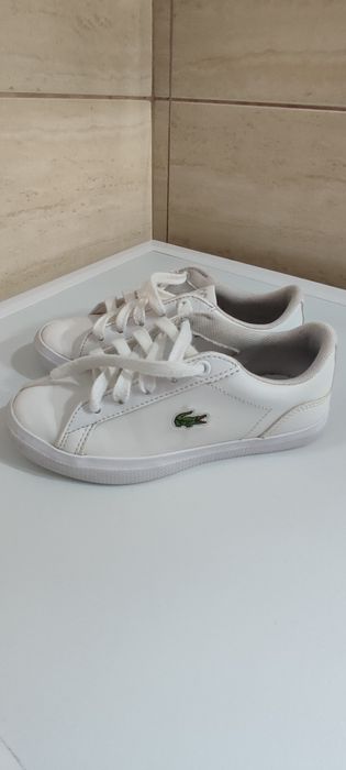 Buty białe Lacoste rozm. 29, dł. wkładki 19 cm.