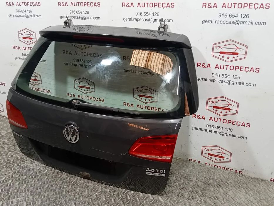 Tampa Porta Mala VW Passat B7 Variant Original