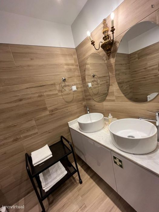 Apartamento com 2 quartos - localizado em Guimaraes