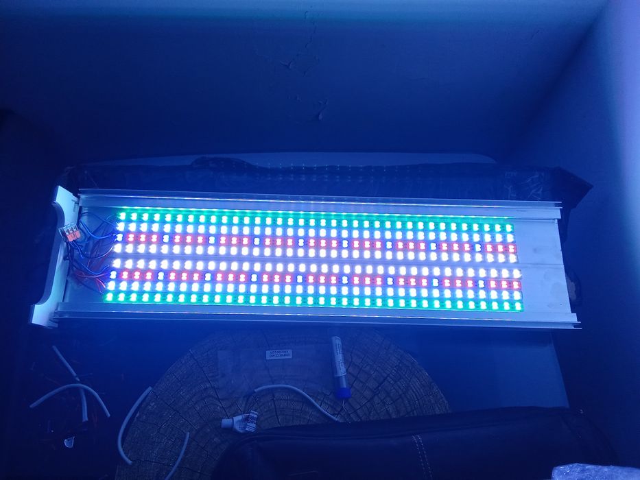 Lampa do akwarium