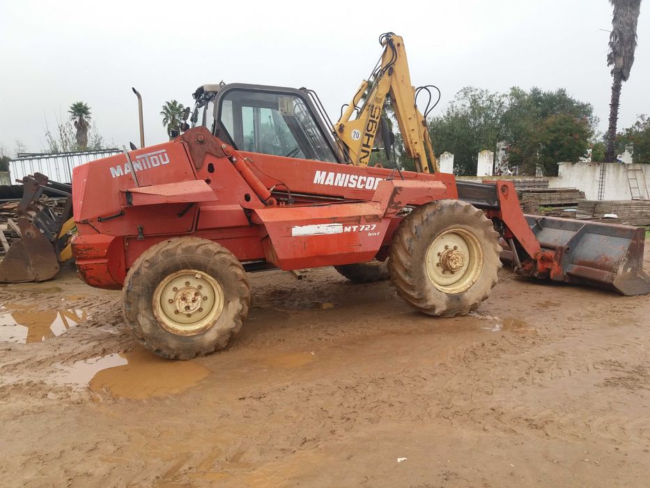 Vendo acima de 30000€ Manitou Telescópica MT727 serie C