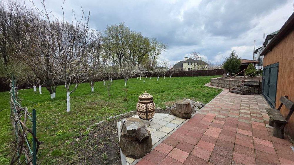 Продаж Будинка Червоний Шлях