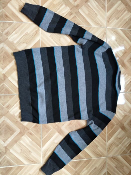 Sweter męski Xl .