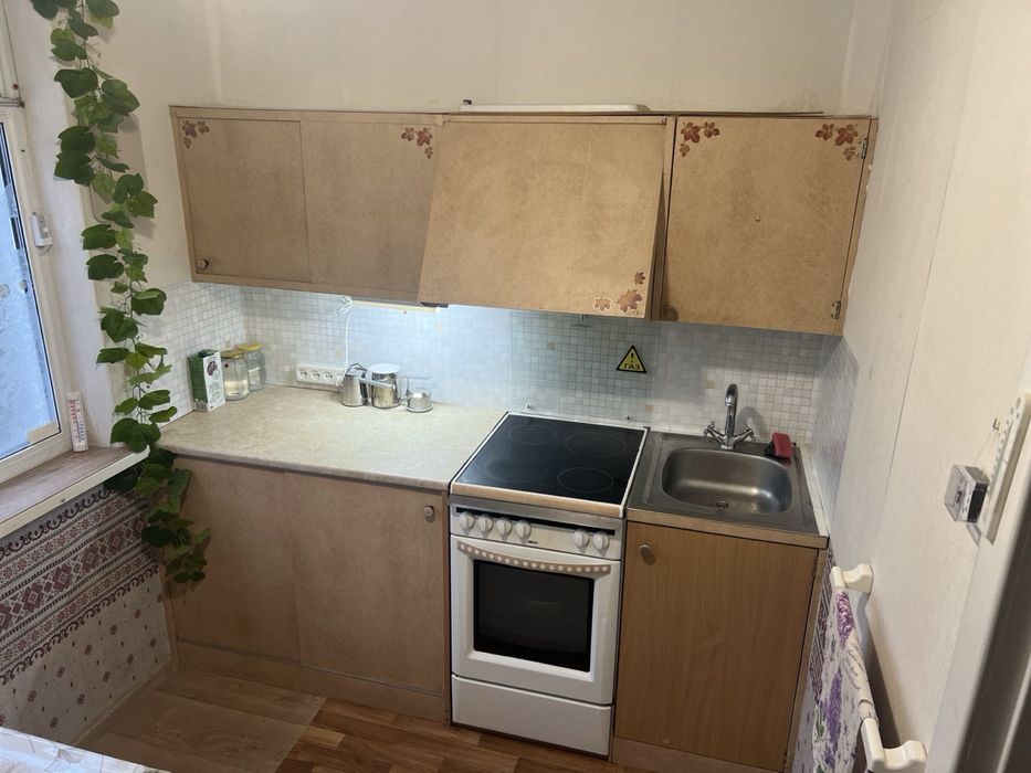 1-но кімнатна кв-ра, Мінський масив, вул. Петра Панча