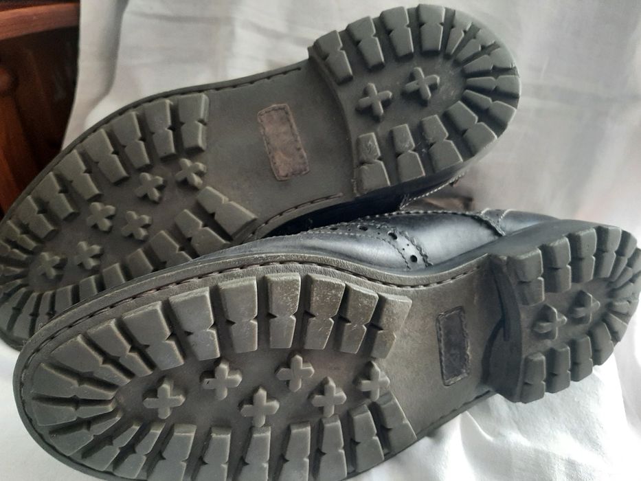 Trzewiki męskie, skórzane, Clarks