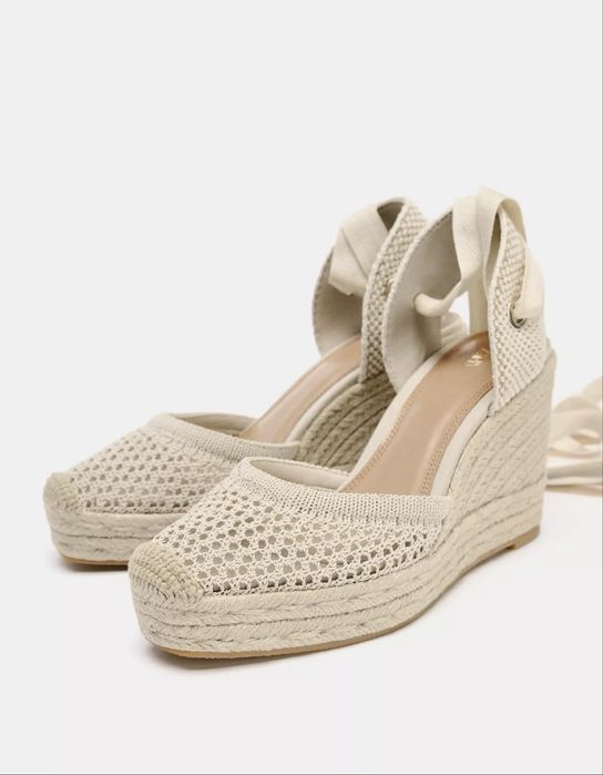 Босоніжки zara 39 танкетка боссоножки