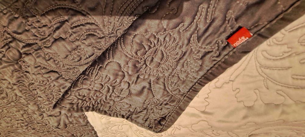 Pled, kapa, narzuta na łóżko, rozmiar 260cm x 220cm