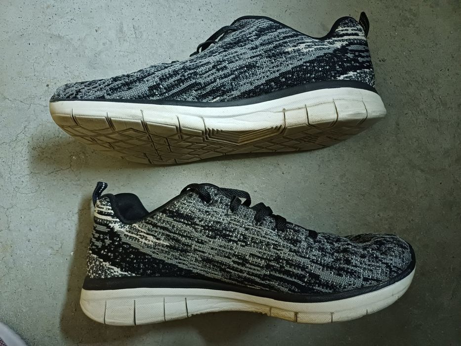 Sapatilhas skechers como novas