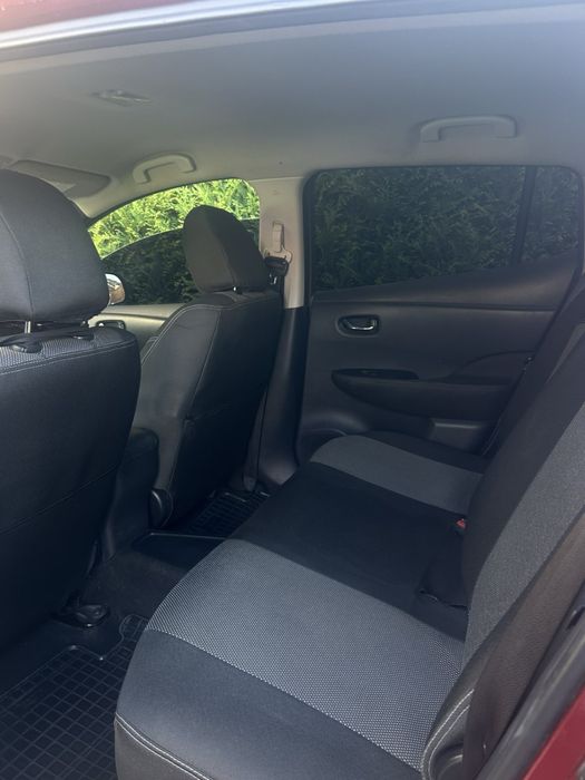 Сдам в аренду Nissan Leaf  Ниссан лиф 2013г. 300 км