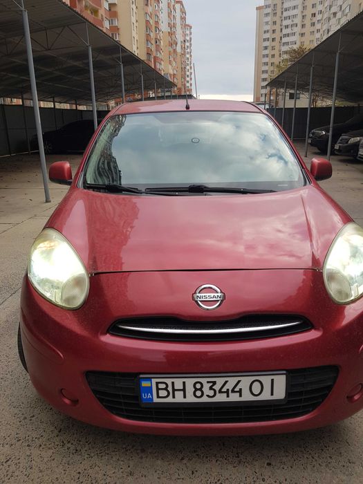 Авто Ниссан Микра