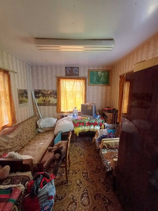 Продаж дачного будинку з виходом до води, с. Долина, Обухівський район