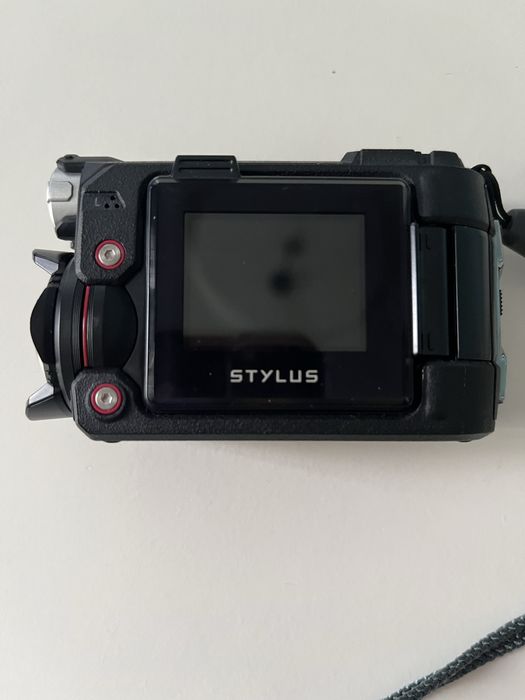 OLYMPUS Tough WATERPROOF