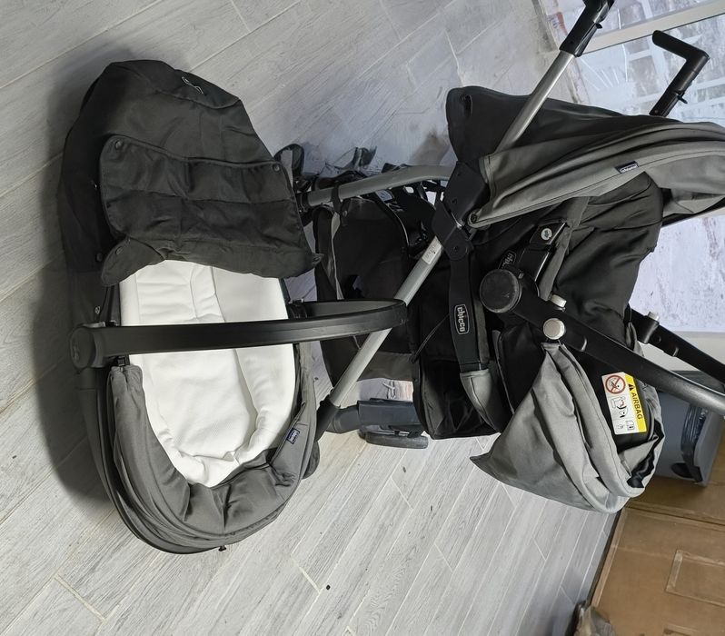 Carrinho bebé três pecas