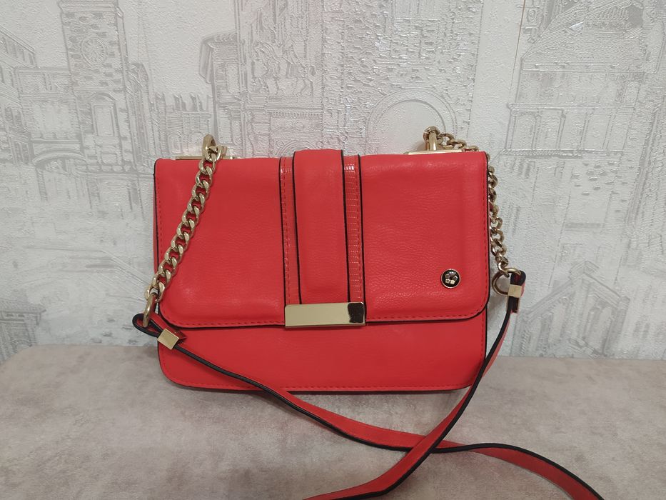 Сумочка женская фирмы Avon