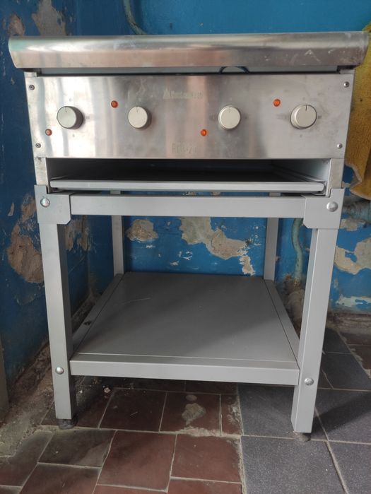 Электрическая плита Custom heat RE 4-24