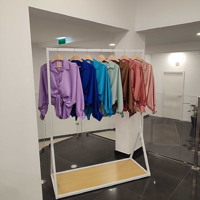 Expositor loja roupa