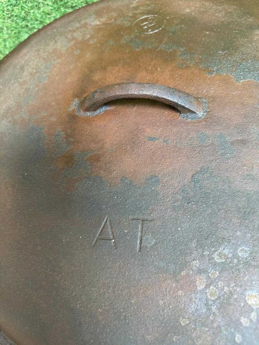Panela de 60 Litros antiga e rara, pote de ferro fundido com três pernas, antiguidade