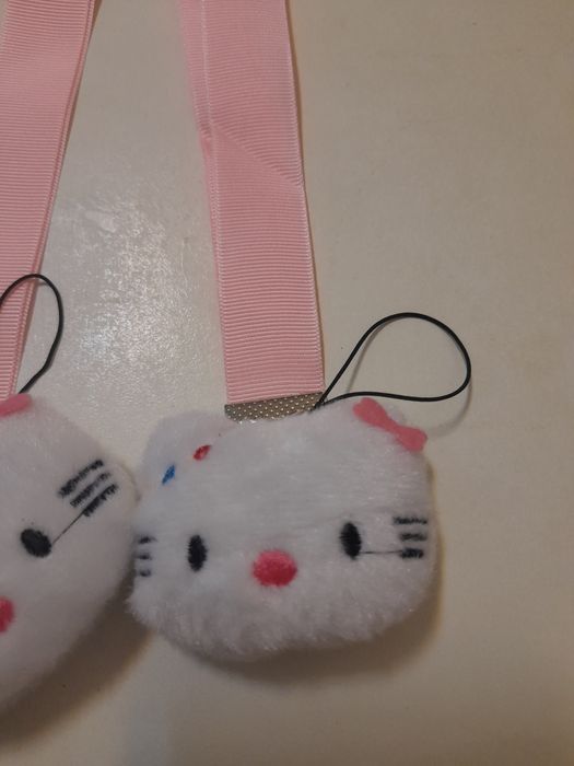 Porta chaves e fitas para o pescoço Hello kitty