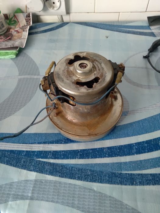 Продаю  запобіжники.