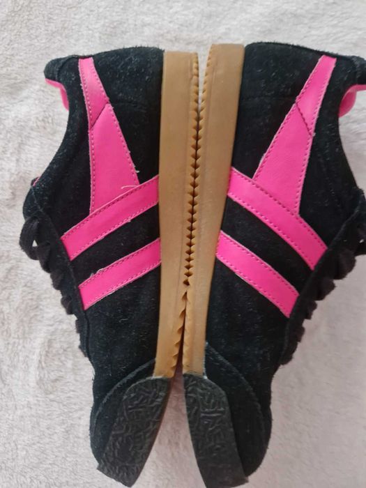 Tenis Gola Pretos e rosa T35