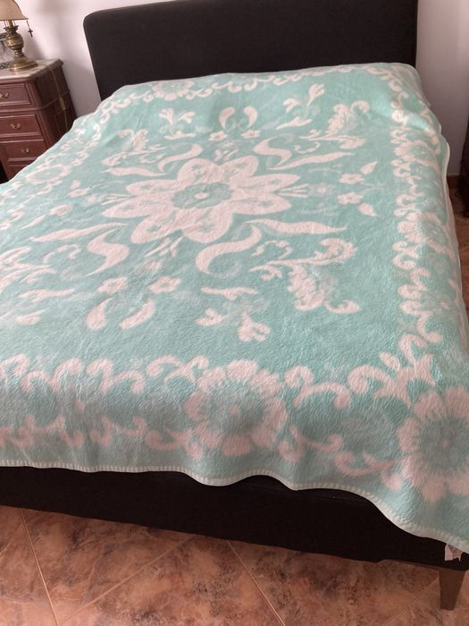 Cobertor quentinho em bom estado