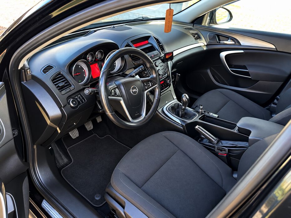 Opel insignia  2.0cdti