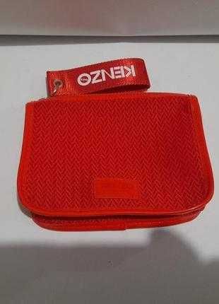 Новая Kenzo paris red pouch косметичка