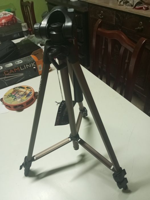 Tripé para máquina fotográfica ou filmar