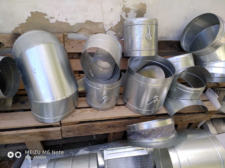 Оцинкованная труба. Отвод из цинка. Угол. Труба цинк. Вентиляция.