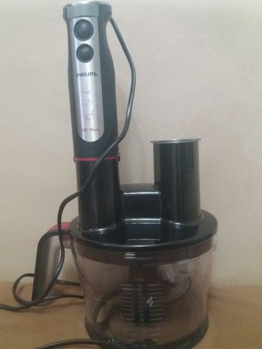 Подрібнювач  комбайн міксер блендер