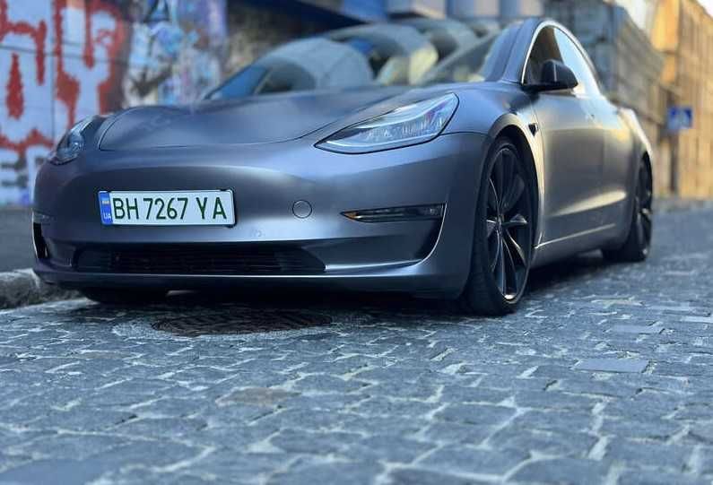 Tesla Model 3 2018