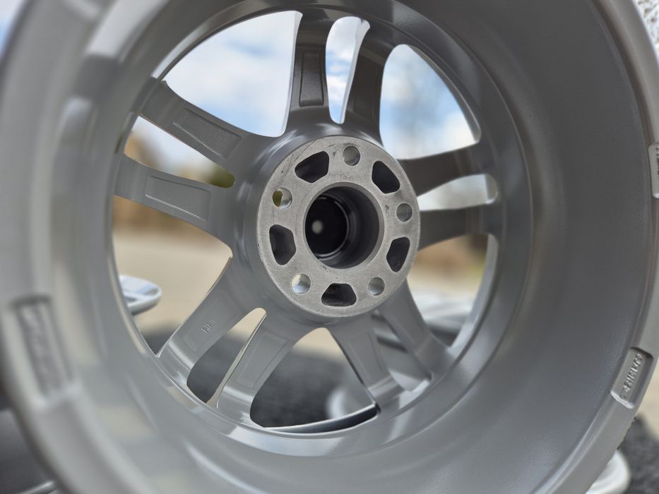 Felgi Mercedes 15 " Citan / eCitan (W420) 5x114,3 Alu Felgi Nowe