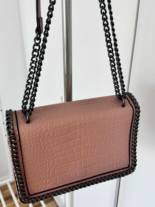 [ €3,00 ] Bolsa Rosa • Tira-colo