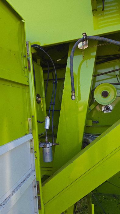 Комбайн зернозбир. Claas dominator88sl