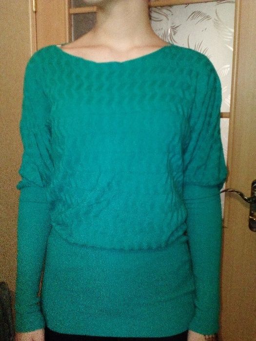 Вязаный свитерок