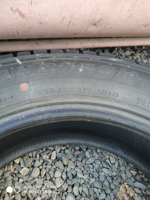 Продам комплек покришок Dunlop 225 / 65 R 17