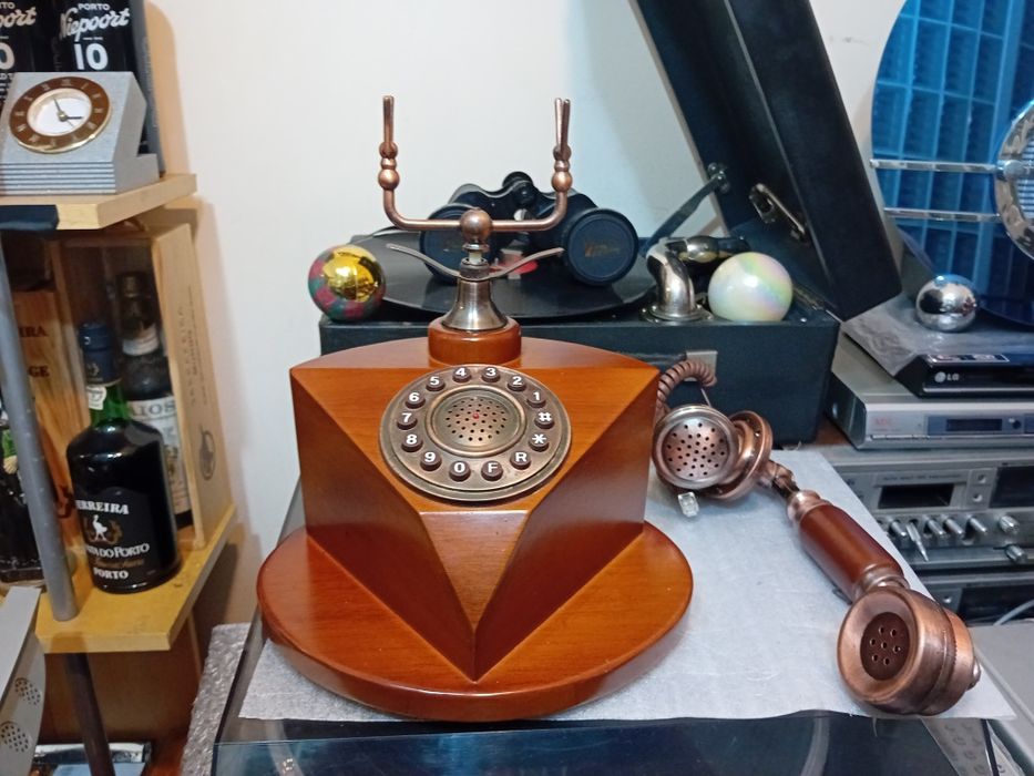 Telefone Art deco