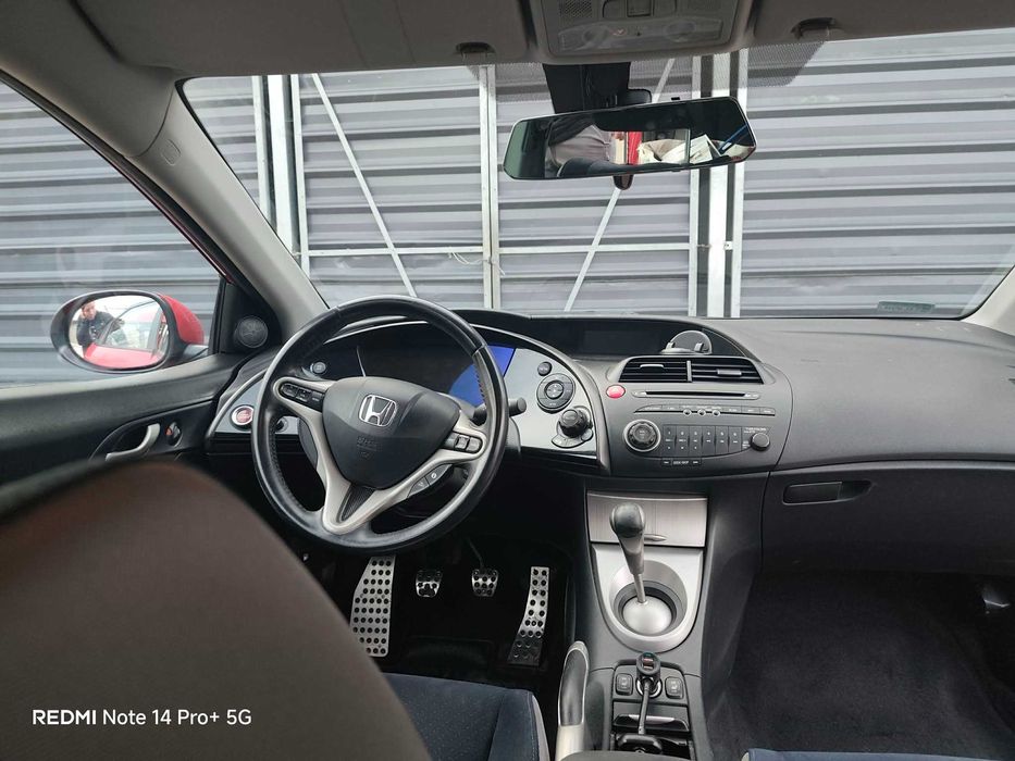 HONDA CIVIC VIII UFO 1.8 BENZYNA z kamerą cofania