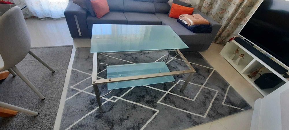 Mobiliário cadeira e mesa