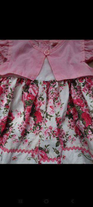 Sukienka dziewczęca w kwiatki