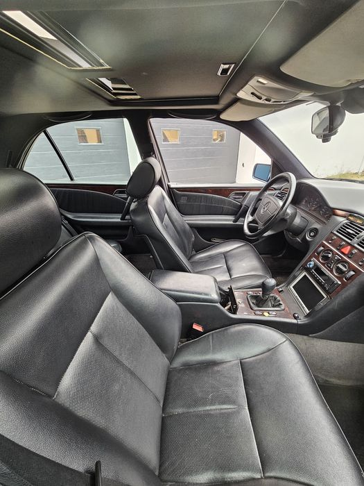 Mercedes-Benz E290 Turbodiesel