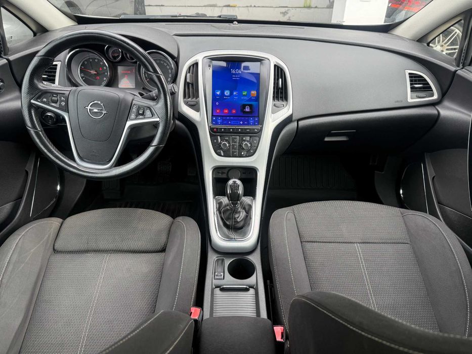 Opel Astra GTC 1.4 T 140 CV - GPL - NACIONAL