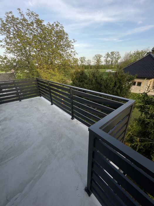 Balustrada balkonowa aluminiowa