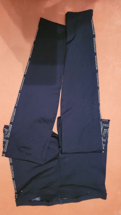 Legginsy Versace dla H&M