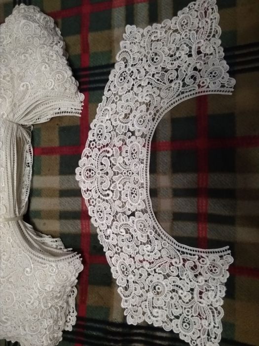 Кружевной воротник