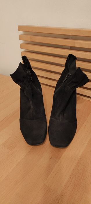 Damskie botki ,buty zamszowe czarne roz 38/39
