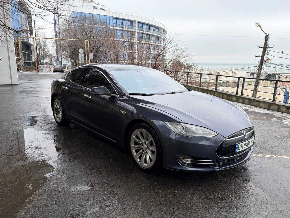 Tesla model s 2015 85D