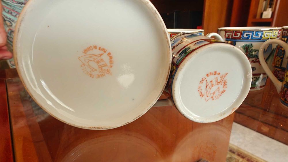 Serviço de chá pintado à mão