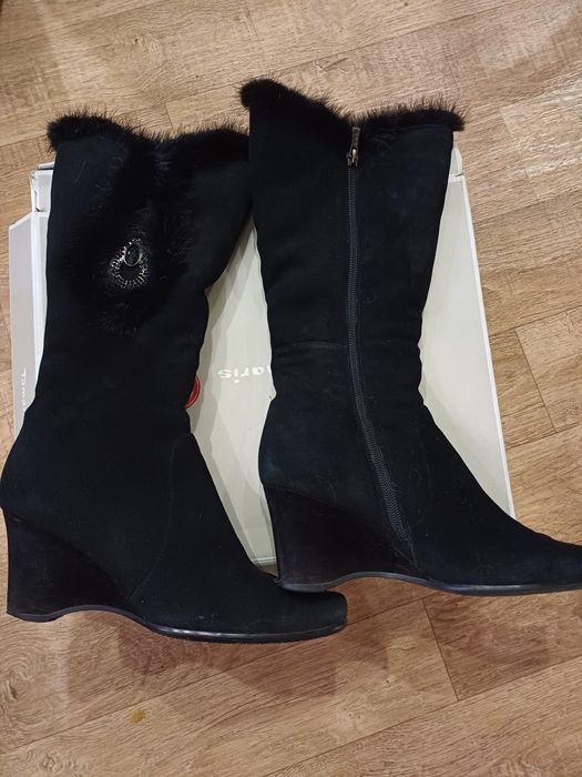 Зимові замшеві чобітки 38р