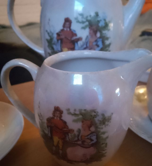 Porcelana Wawel miłość wiedeńska prl
